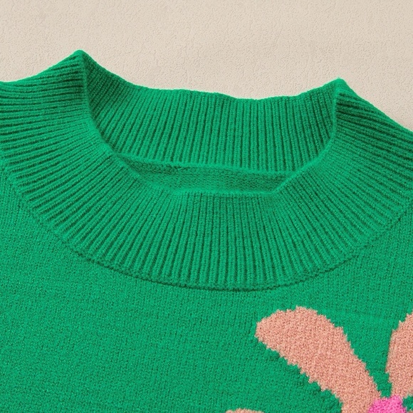 Flower Mock Neck Short Sleeve Sweater - Picture 5 of 10